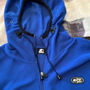 Starter blue sweatshirt jacket. Size large.